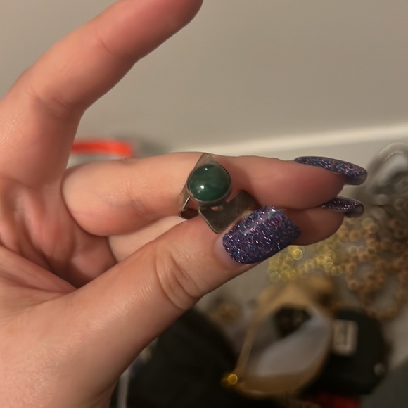 Green agate geometric silver ring - Picture 2 of 4